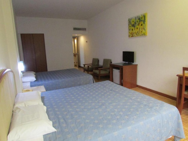 Hotel Supreme image 7